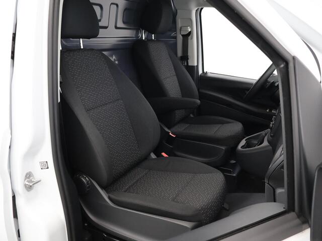 Mercedes-Benz VITO eVito 41 kWh | XL L3 | Stoelverwarming | Navigatiesysteem | Airco | Parkeercamera | Certified