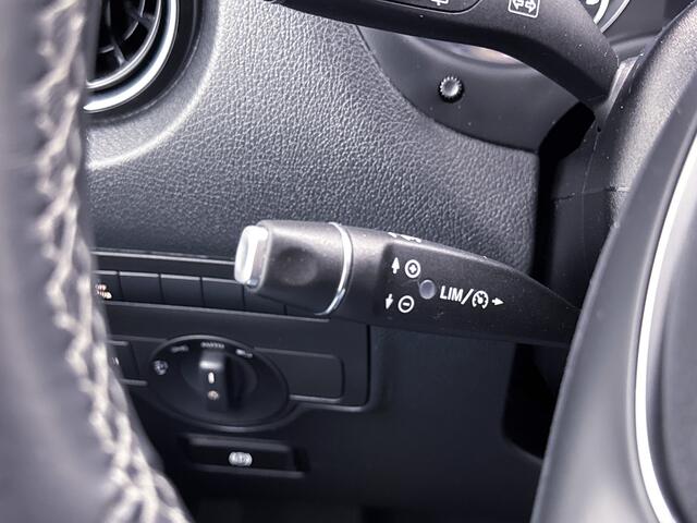 Mercedes-Benz VITO 114 CDI Extra Lang Trekhaak LED Achteruitrijcamera Apple Carplay/Android Auto Betimmering