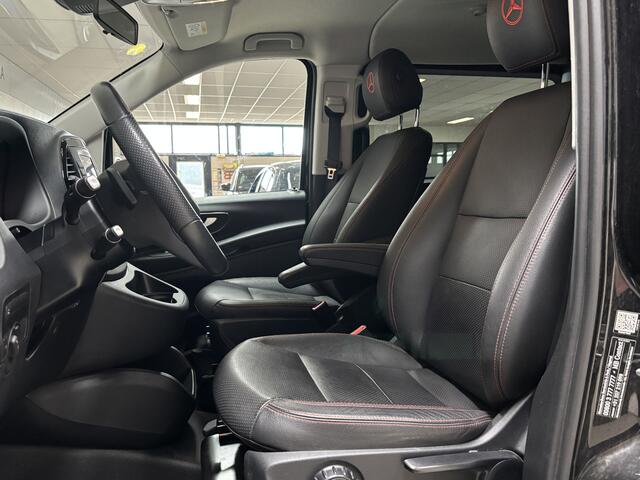Mercedes-Benz VITO 114 CDI Lang DC Comfort/ AMG-Line/ Trekhaak/ Dubbele Schuifdeur/ Automaat/ Leder/ LED Koplampen/ Apple + Android/ DAB+/ Camera/ 19'' LMV/ Stoelverw./ Navi/ Clima/ Cruise/ PDC V+A/ Extra getint glas.