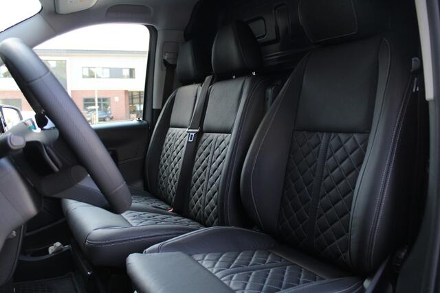 Mercedes-Benz VITO 116 CDI L3 Pro XXL 164pk - Multi Beam LED - Leder - Dodehoek - Side Bars - Night Pack - Carplay - Rijklaar