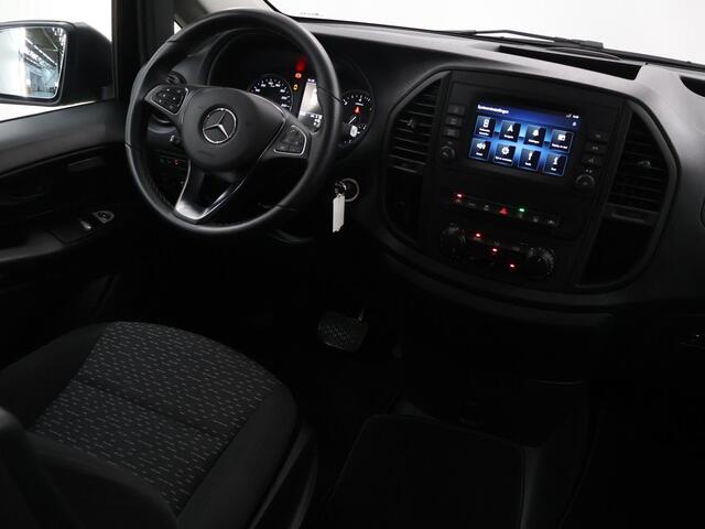 Mercedes-Benz VITO 119 CDI Aut. | 4X4 | Lang L2 | Dubbele Cabine | Schuifdeur L+R | LM Velgen | 5-zits | Airco | Navigatie | Stoelverwarming | Cruise Control | Parkeerpakket | Certified