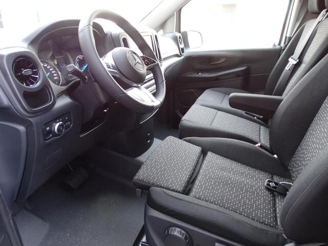 Mercedes-Benz VITO eVito 112 L2 60 kWh Mercedes-Benz eVito eVito 112 L2 66 kWh