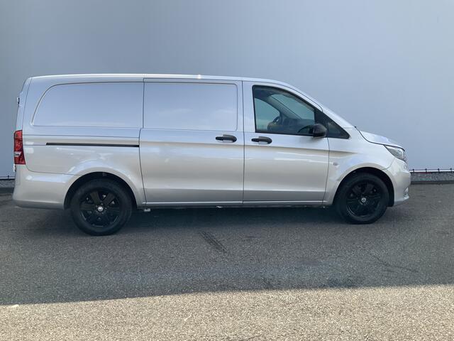 Mercedes-Benz VITO 109 CDI Functional Lang Airco Cruise 3 Zits Trekhaak 1200 kg Alu Velg Euro 6 Lichte beschadigd Export