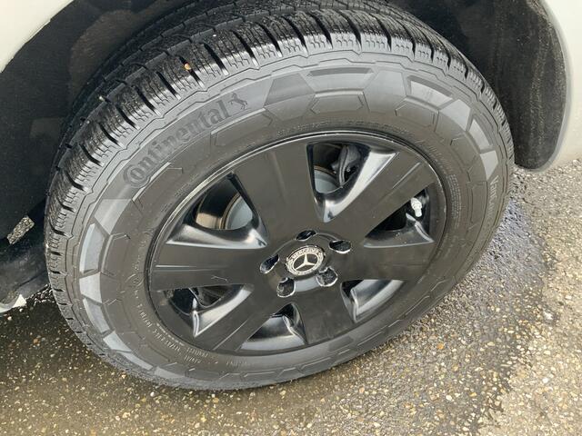 Mercedes-Benz VITO 109 CDI Functional Lang Airco Cruise 3 Zits Trekhaak 1200 kg Alu Velg Euro 6 Lichte beschadigd Export