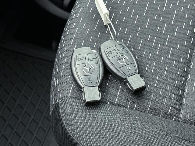 Mercedes-Benz VITO 114 CDI Lang Trekhaak LED Apple Carplay/Android Auto Achteruitrijcamera Cruise Control Betimmering