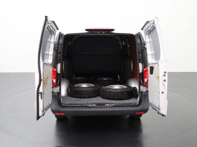 Mercedes-Benz VITO 111CDI Lang Edition | 2xSchuifdeur | Airco | Cruise | Camera | 3-Persoons