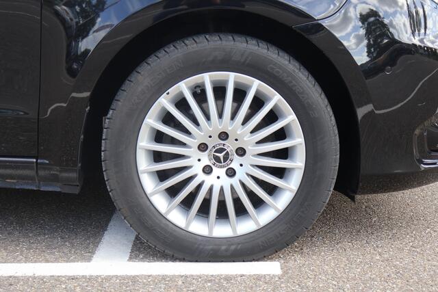 Mercedes-Benz VITO 114 CDI Lang l Trekhaak l Becker MAP Pilot l Camera l LED intelligent l Comfortstoelen voor best. + bijrijder l Airco l Houten vloer l THERMOTRONIC l LM velgen l Dakrails l Tussenschot l