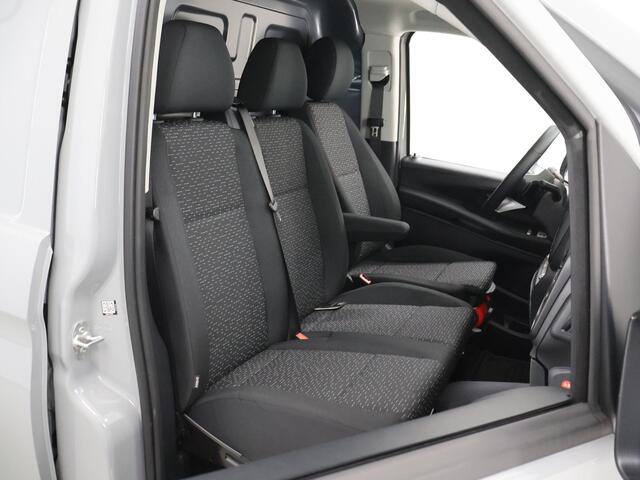 Mercedes-Benz VITO 116 CDI Aut. | Lang L2 | Select | MODEL 2025 | Cruise Control | Parkeercamera | Navigatie | Dodehoekassistent | Lane-Assist | 3-zits | Achterdeuren | Alpine Grijs