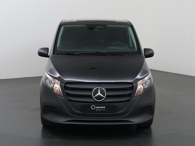 Mercedes-Benz VITO 116 CDI L2 | PRO | AUT. 2500 KG TREKHAAK AHW | STOELVERWARMING | PARKEERCAMERA | DODEHOEKASSISTENT | SPOORASSISTENT | BIJRIJDERSBANK | LAADRUIMTE BETIMMERD | METALLIC |