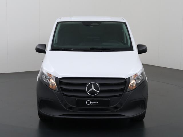 Mercedes-Benz VITO eVito 112 | L3 | 66 kWh | NAVIGATIE | STOELVERWARMING | 2-ZITS | STANDKACHEL | CRUISE CONTROL | DODEHOEKDETECTIE | ACHTERKLEP | PARKEERCAMERA | 280 KM WLTP | RIJASSISTENTIE PAKKET