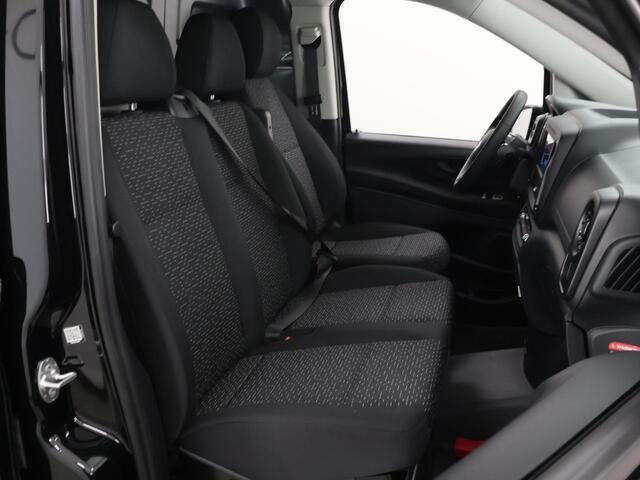 Mercedes-Benz VITO 114 CDI | Aut. | Lang L2 | Pro | 3-zits | Cruise Control | Airco | All-season | Stoelverwarming | 2500 KG. AHW | Trekhaak | Certified