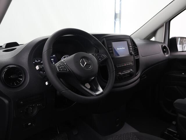 Mercedes-Benz VITO eVito Bestelwagen 66 kWh L2 | Navigatie | Airco | Bluetooth | Cruise control | Achterdeuren |