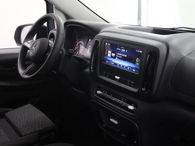 Mercedes-Benz VITO 116 CDI L2 PRO Automaat | 2500 KG TREKHAAK AHW | STOELVERWARMING | PARKEERCAMERA | DODEHOEKASSISTENT | SPOORASSISTENT | BIJRIJDERSBANK | METALLIC