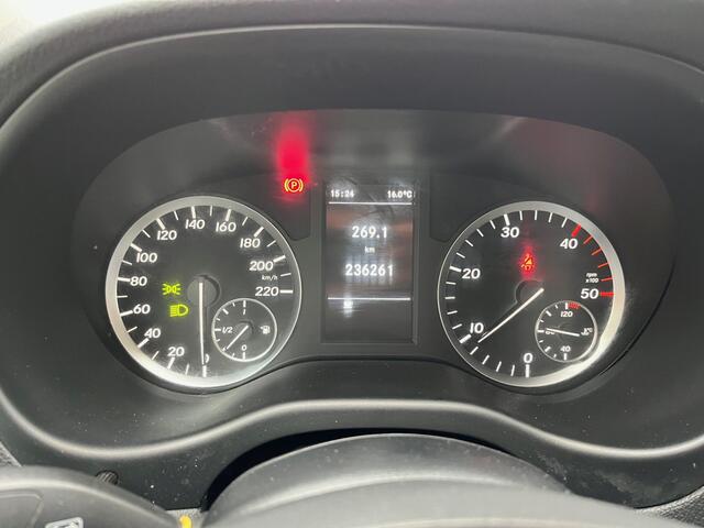 Mercedes-Benz VITO 111 CDI Lang / Business Professional Plus / / Imperial / Towbar