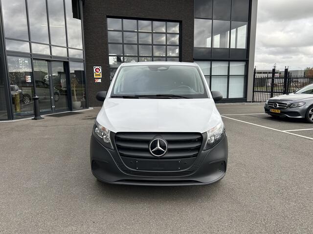 Mercedes-Benz VITO 116 CDI L3 Pro 2500KG Trekhaak / MBUX / Camera / Navigatie / Cruise control / Airco / Achterdeuren