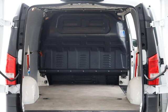 Mercedes-Benz VITO 110 CDI 102pk RWD Lang Airco/Navi/Camera 07-2022