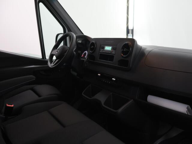Mercedes-Benz eSprinter 414 GB L2 RWD PRO