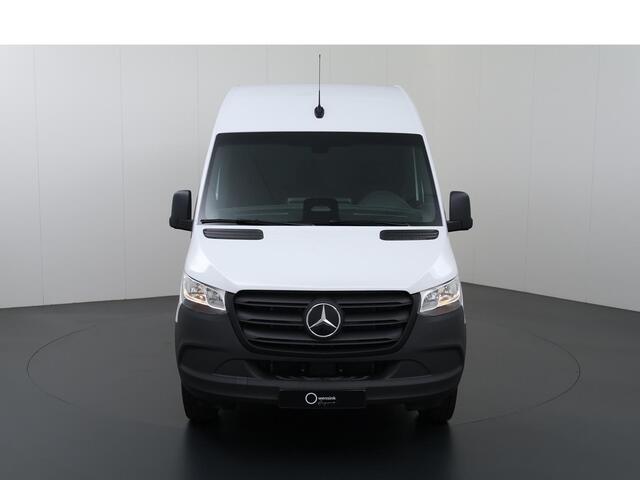 Mercedes-Benz eSprinter 314 L2H2 RWD PRO | 100% elektrisch | 300km Range | Snelladen | 2000kg trekken