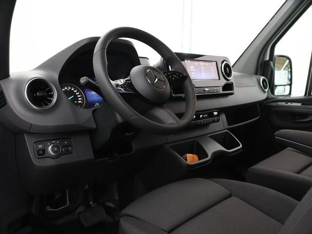 Mercedes-Benz eSprinter 314 GB L2 RWD PRO | 3 zits | Trekhaak | Stoelverwarming | Achteruitrijcamera |