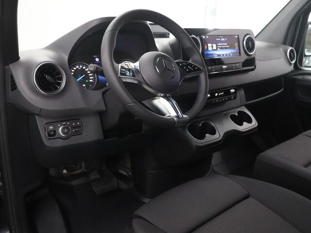 Mercedes-Benz eSprinter 314 L2 SEELCT 81kWh | DC laden 115 kW | Dubbele Schuifdeur | 3 zits | Stoelverwarming | Climate Control |