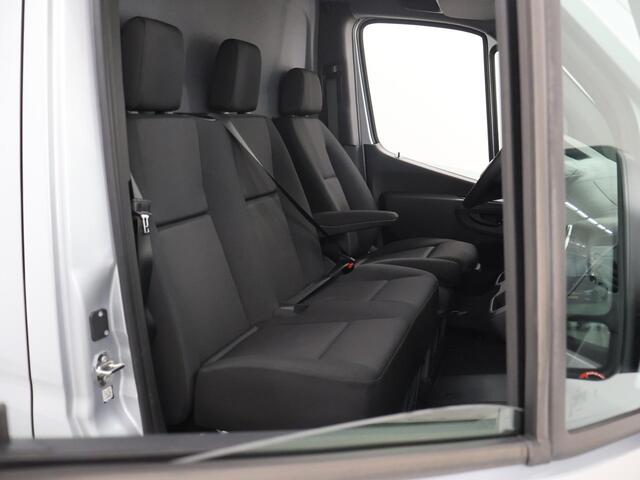 Mercedes-Benz eSprinter 314 GB L2 RWD PRO | Achteruitrijcamera | Climate Control | Cruise Control | Airco |