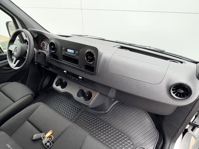 Mercedes-Benz eSprinter 112 L2H2 100% Elektrisch 55kWh 168km WLTP 80kw Snelladen Climate Control Camera Stoelverwarming