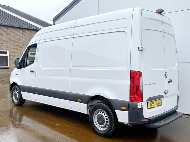 Mercedes-Benz eSprinter 312 - Binnenkort verwacht! L2H2 100% Elektrisch 55kWh 168km WLTP 80kw Snelladen Climate Control Camera Stoelverwarming