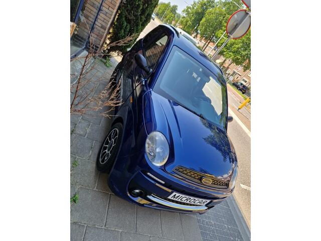 Microcar M.GO 5 PREMIUM DCI + AIRCO ZEER LAGE KILOMETERSTAND
