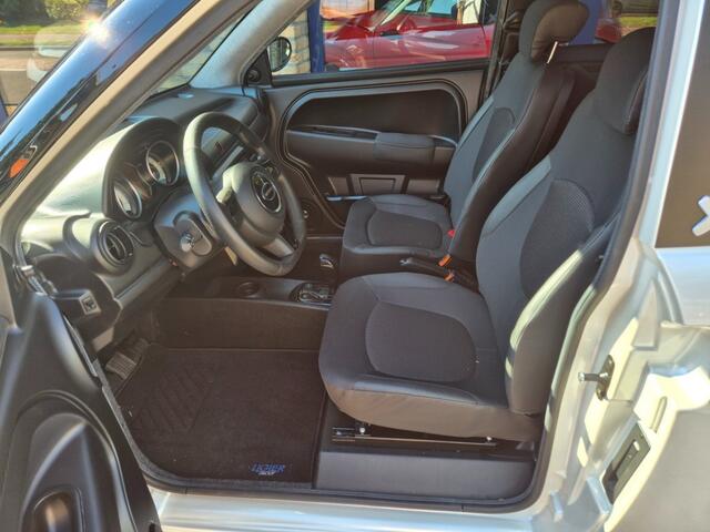 Microcar M.GO 6 X SUN ALS NIEUW MET AIRCO + STUURBEKRACHTIGING