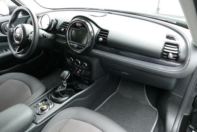 Mini CLUBMAN Mini 1.5 One Business Bj11-2017 67.000km. Navi, Clima, Cruise, 16"LM Velgen