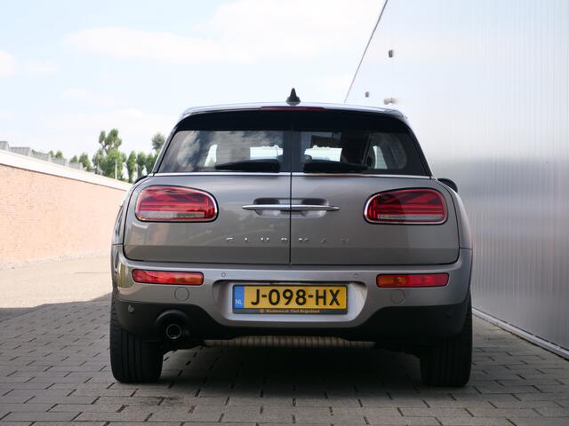 Mini CLUBMAN Mini 1.5 102pk One Business Edition Navigatie / Parkeersensoren / 17 inch