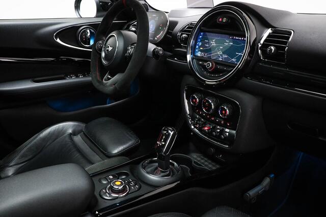 Mini CLUBMAN Mini 2.0 JCW ALL4 Chili | SERIOUS BUSINESS PACK | PANORAMADAK | LEDER | HEAD UP | DAB