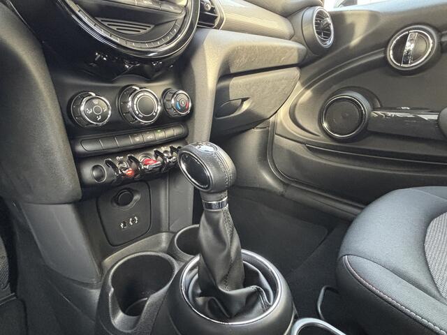 Mini COOPER Mini 1.5 Salt | Automaat | Parkeersensoren |