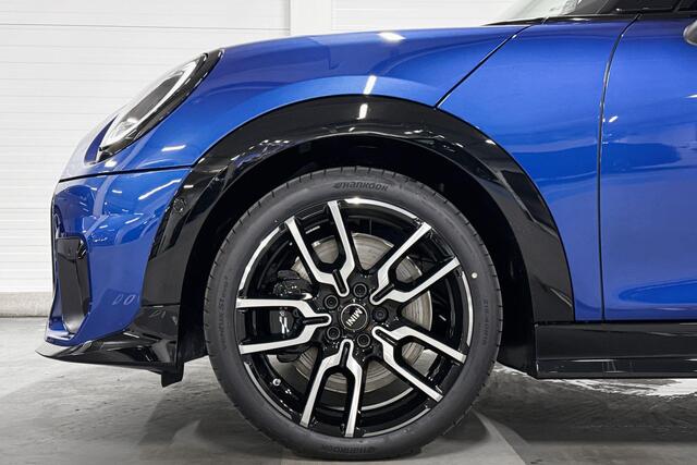 Mini COOPER C | John Cooper Works Uitvoering | Pakket M | 18" John Cooper Works Lap Spoke two-tone