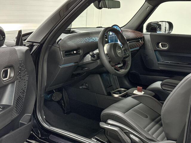 Mini COOPER C | John Cooper Works Uitvoering | Pakket M | 17" John Cooper Works Sprint Spoke Black