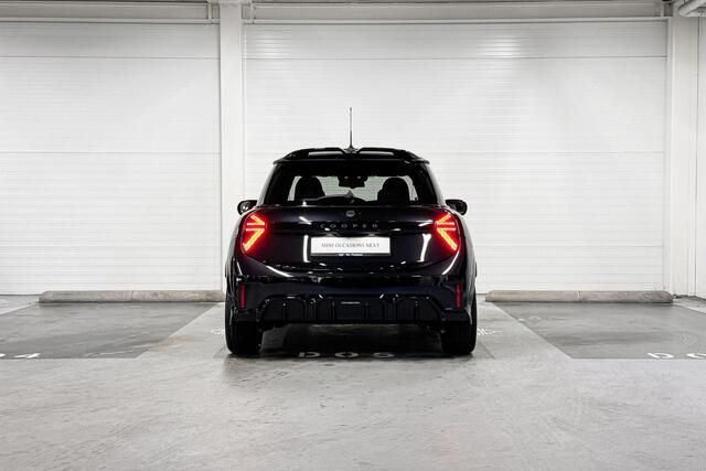 Mini COOPER C | John Cooper Works Uitvoering | Pakket M | 18" John Cooper Works Lap Spoke Jet Black