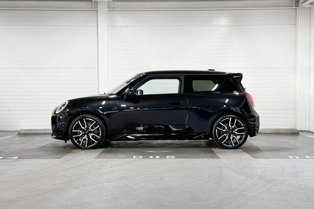 Mini COOPER E | John Cooper Works uitvoering | Pakket XL | 18" John Cooper Works Lap Spoke two-tone