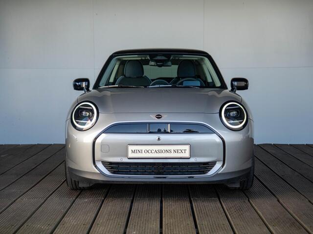Mini COOPER 3-deurs E Pakket L + Harman-Kardon + Panoramadak + Driving Assist