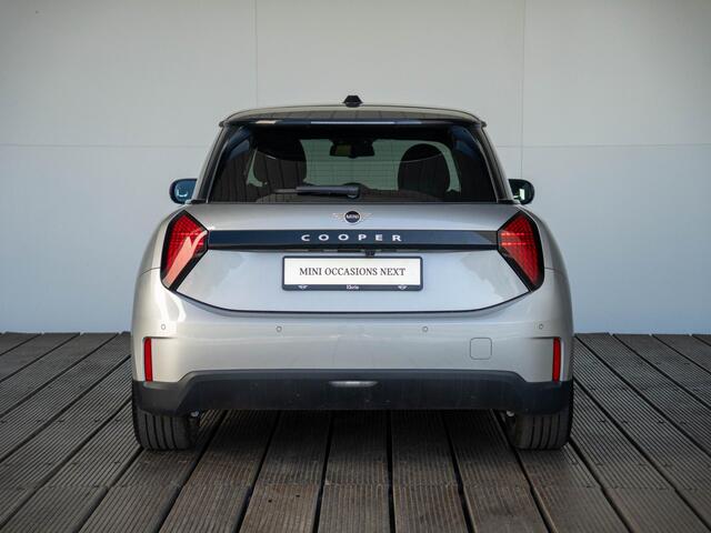 Mini COOPER 3-deurs E Pakket L + Harman-Kardon + Panoramadak + Driving Assist