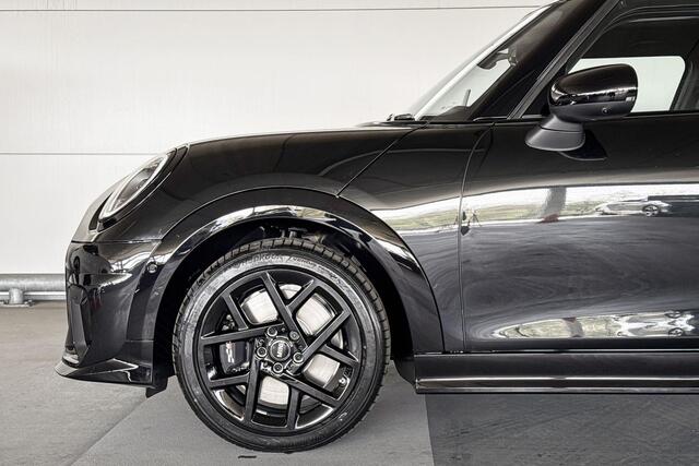 Mini COOPER 5-deurs 1.5 Cooper C John Cooper Works XL | Glazen panoramadak | Pakket XL