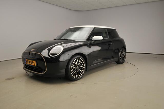 Mini COOPER 3-deurs E | Favoured Trim + Package L