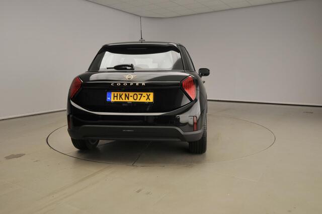 Mini COOPER 5-deurs C Favoured Trim + Package S