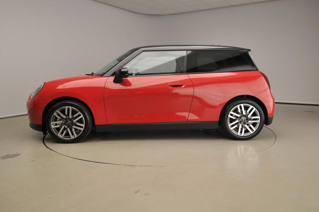 Mini COOPER 3-deurs E Classic Trim / Package L /Panoramadak / Getint glas / Harman-kardon / Park assist / Alu wielen 17 inch