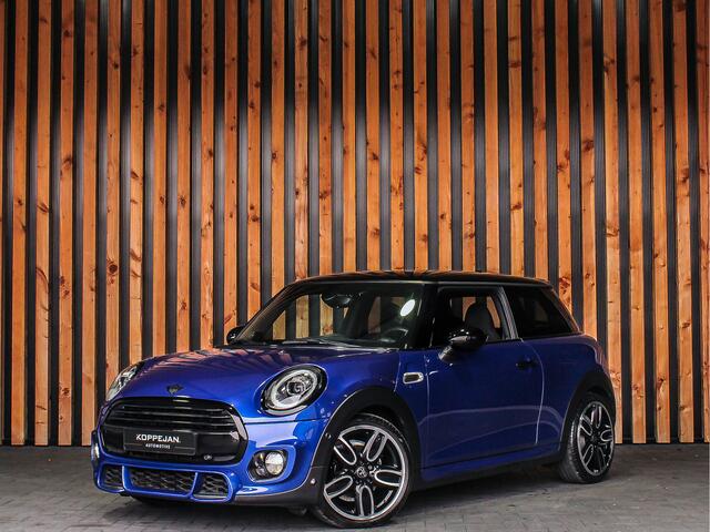 Mini COOPER 1.5 136PK Automaat John Cooper Works | HARMAN EN KARDON | KEYLESS | SFEERVERLICHTING | NAVI | PDC |