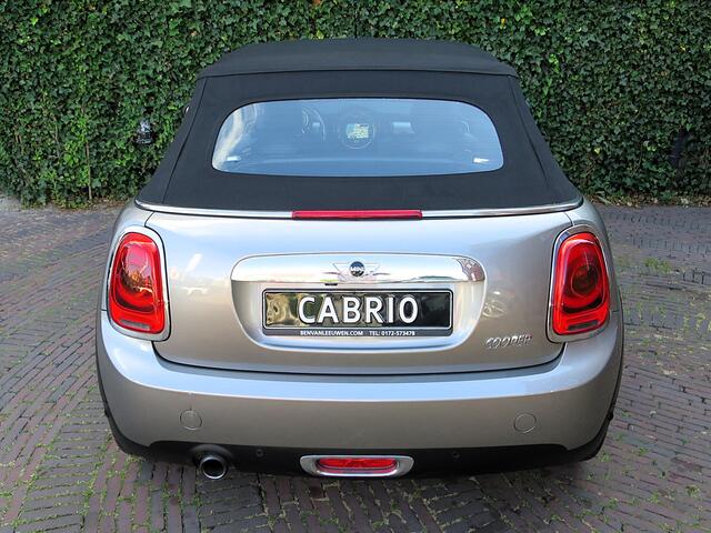Mini COOPER Cabrio 1.5 Chili F57 met Leer, LED, A.Camera, Navi en 16"