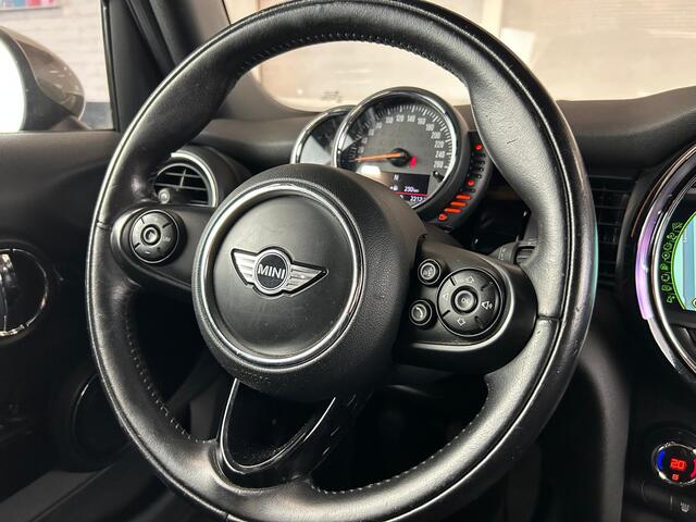 Mini COOPER Mini 1.5 Chili Serious Business + DEALER ONDERHOUDEN