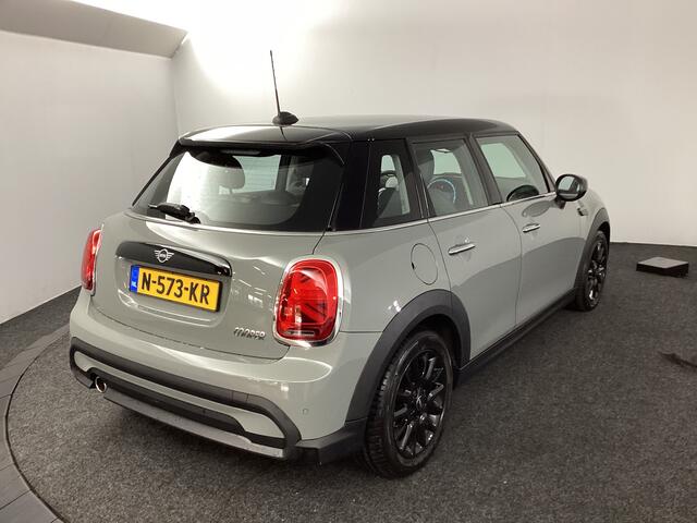 Mini COOPER Mini 1.5 Business Edition | Black style | PDC | Clima |