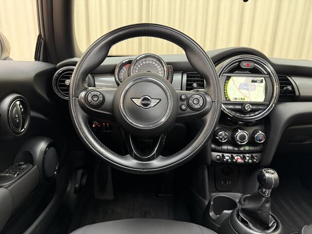 Mini COOPER Mini 1.5 Business *Panoramadak* 136pk / Org.NL! / Navigatie / Cruise / Airco / 18'' LMV
