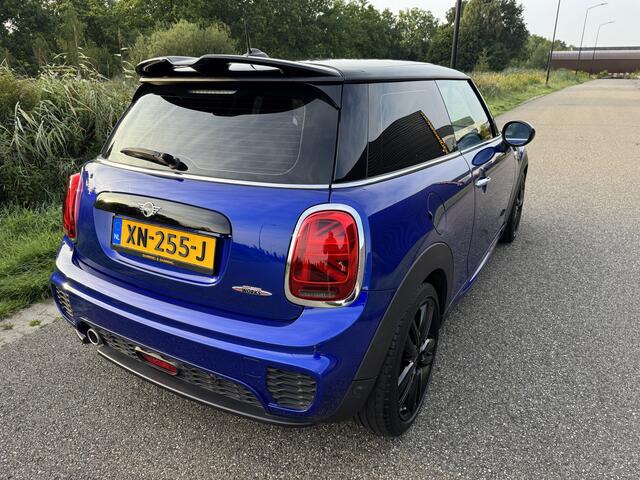 Mini COOPER Mini 1.5 JWC Pakket Automaat