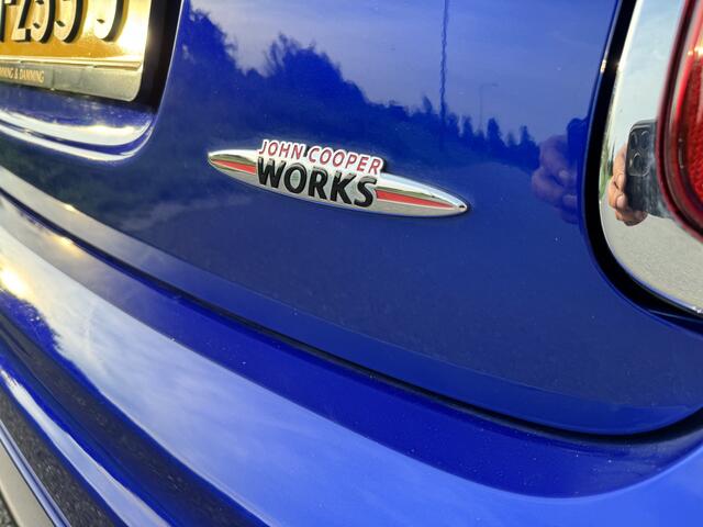 Mini COOPER Mini 1.5 JWC Pakket Automaat